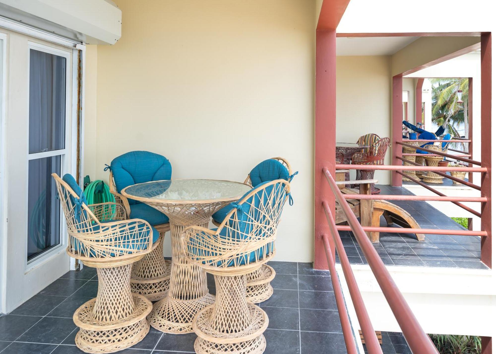 Tres Cocos Resort San Pedro  Buitenkant foto