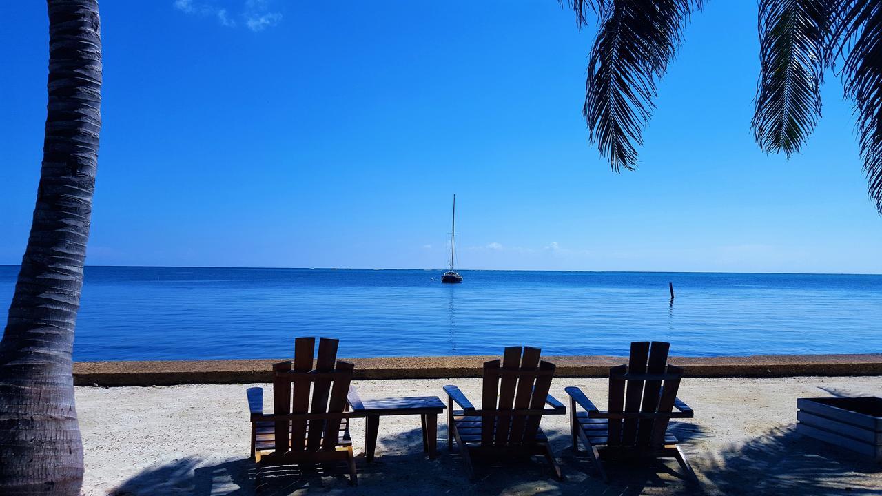 Tres Cocos Resort San Pedro  Buitenkant foto