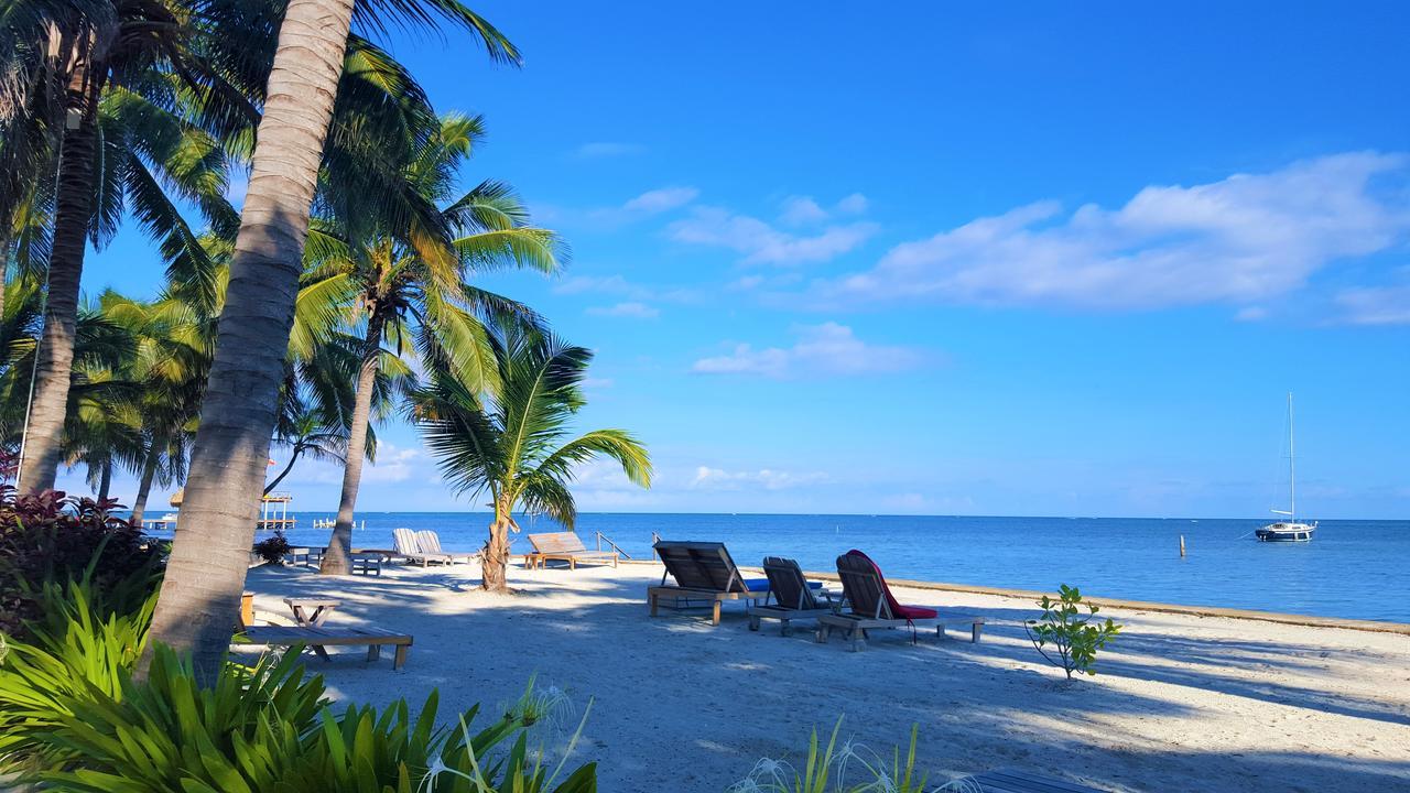 Tres Cocos Resort San Pedro  Buitenkant foto