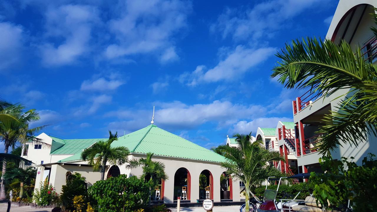 Tres Cocos Resort San Pedro  Buitenkant foto
