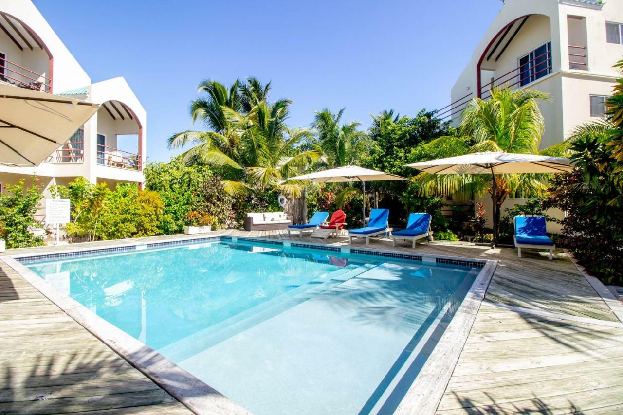 Tres Cocos Resort San Pedro  Buitenkant foto