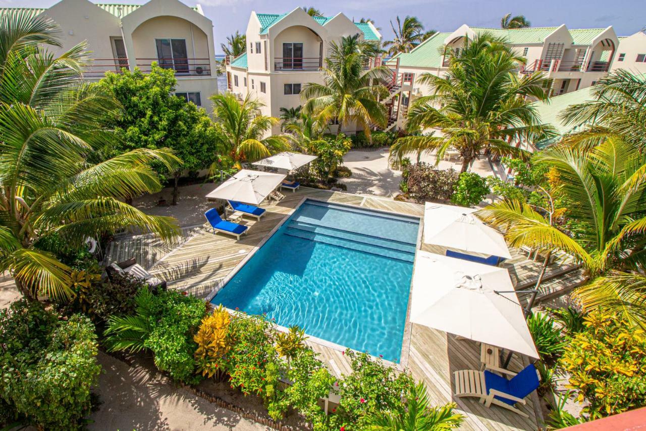 Tres Cocos Resort San Pedro  Buitenkant foto