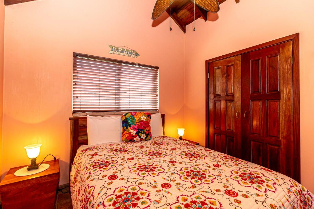 Tres Cocos Resort San Pedro  Buitenkant foto